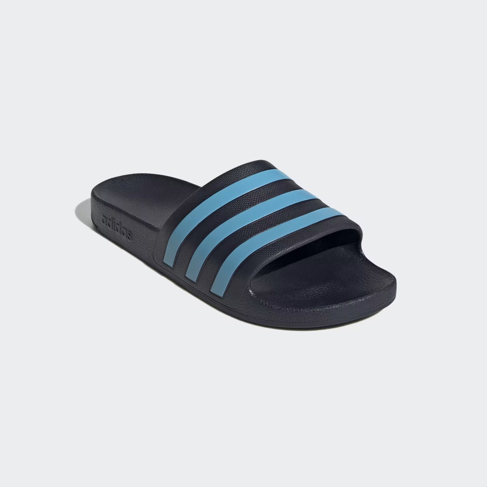 ADILETTE AQUA