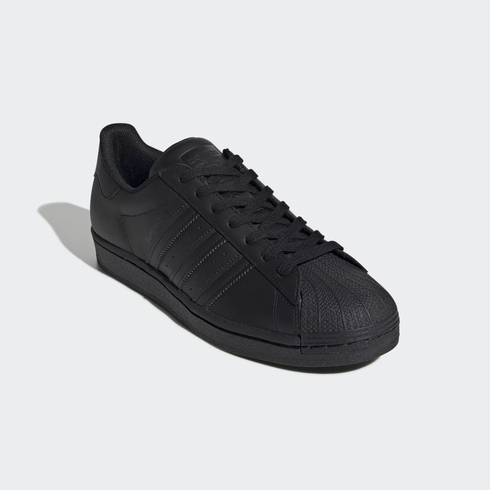 SUPERSTAR