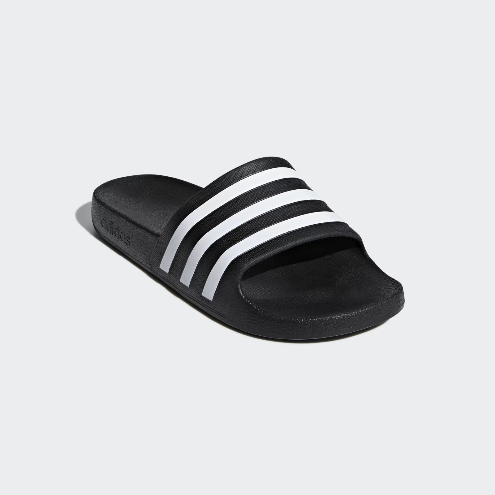 ADILETTE AQUA – Image 4